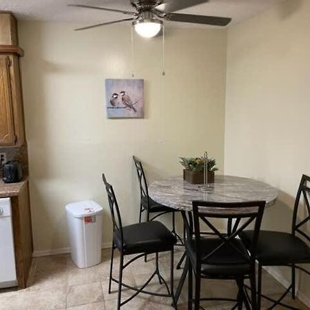 Charming 1-Br Upstairs Apartment Near Fort Sill! Lawton Exterior photo
